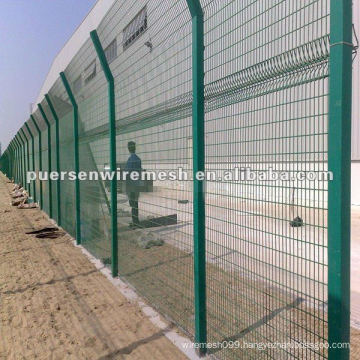 Welded Wire Mesh Fence Manufacturing